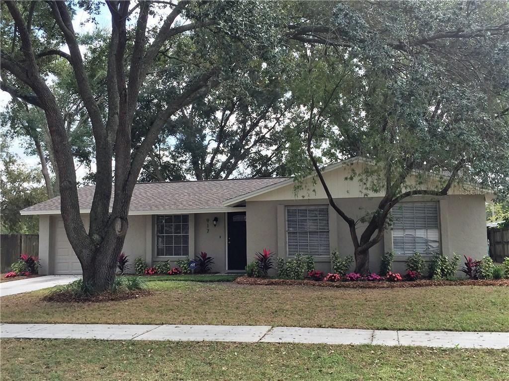 917 Sutherland Cir., Valrico, FL 33594