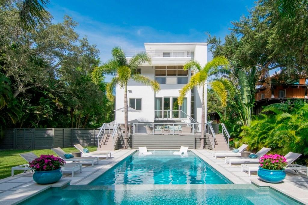 2618 W Conley Ave., Tampa, FL 33611