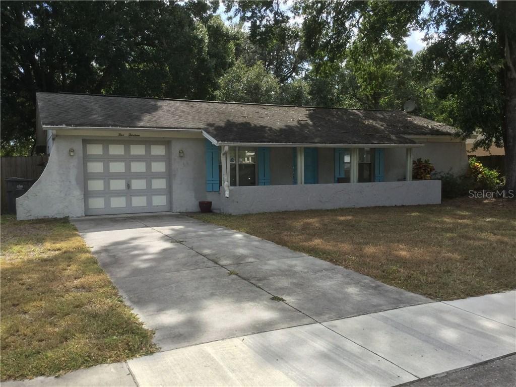 513 Cottage Ln., Brandon, FL 33510