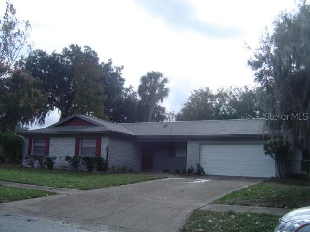 703 Rooks Rd., Seffner, FL 33584