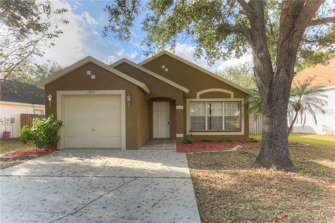 1409 Dew Bloom Rd., Valrico, FL 33594