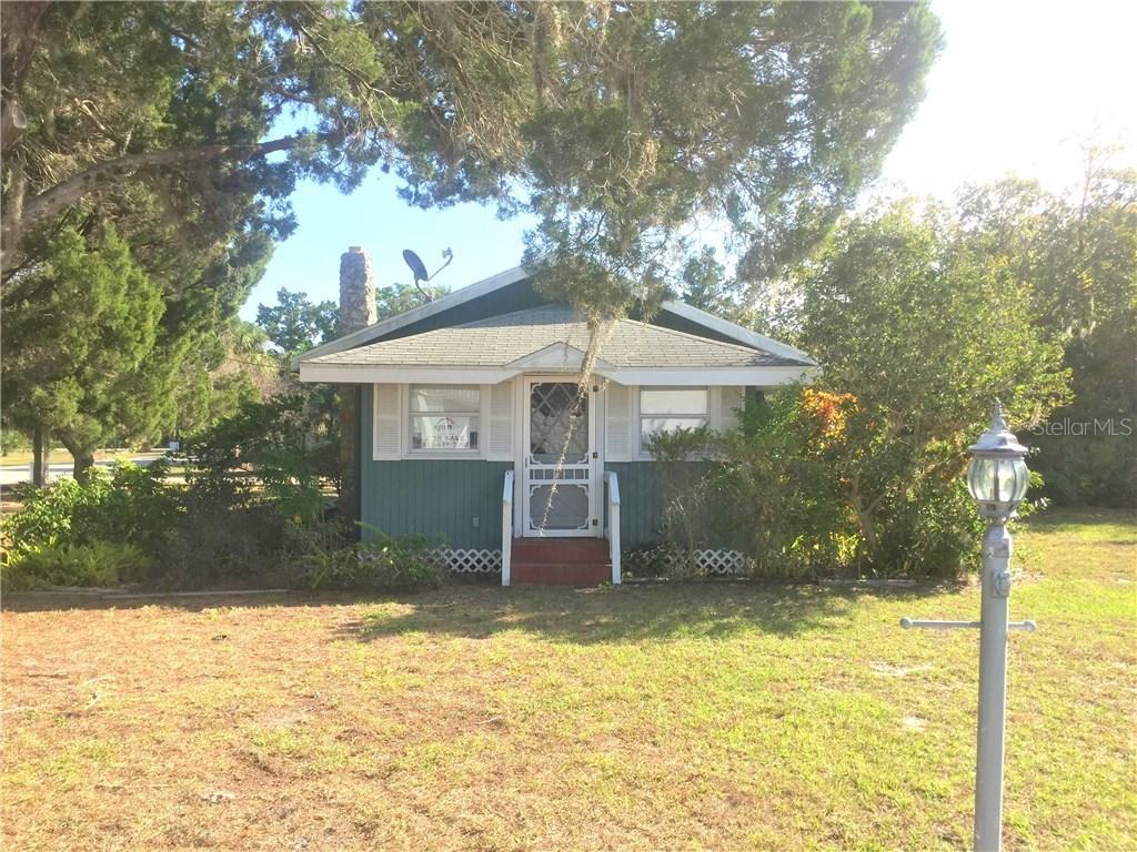 1601 New Point Comfort Rd., Englewood, FL 34223