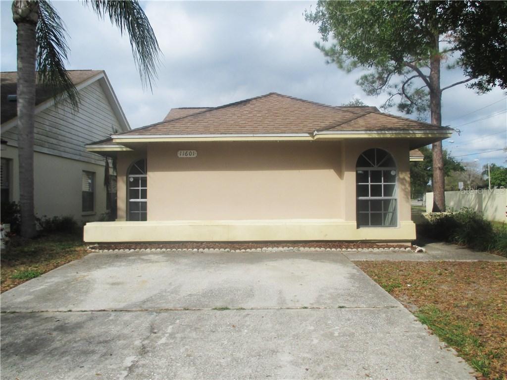 11601 Sunshine Pond Rd., Tampa, FL 33635