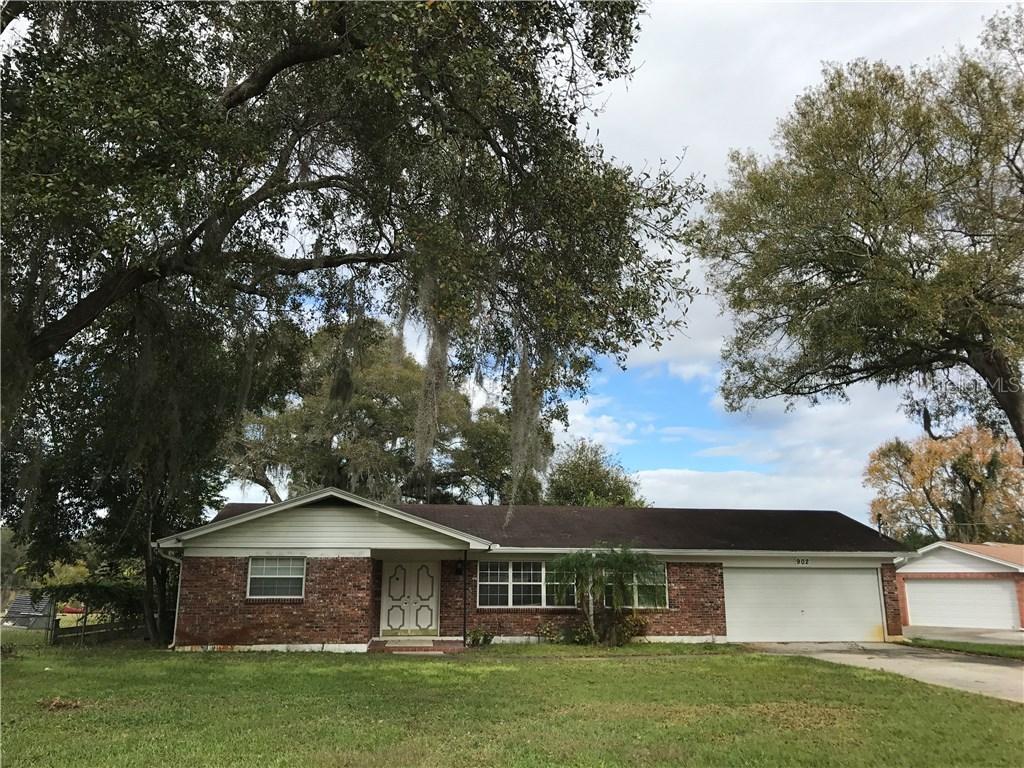 902 Linwood Ter., Lutz, FL 33549