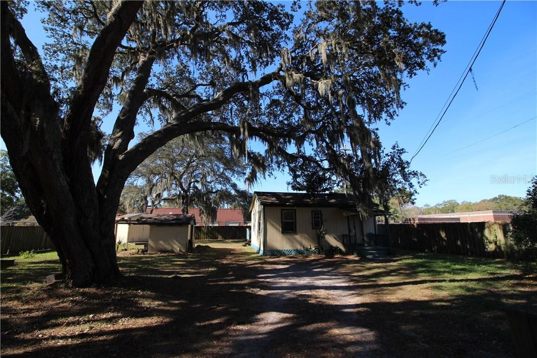 4022 Brower Dr., Seffner, FL 33584