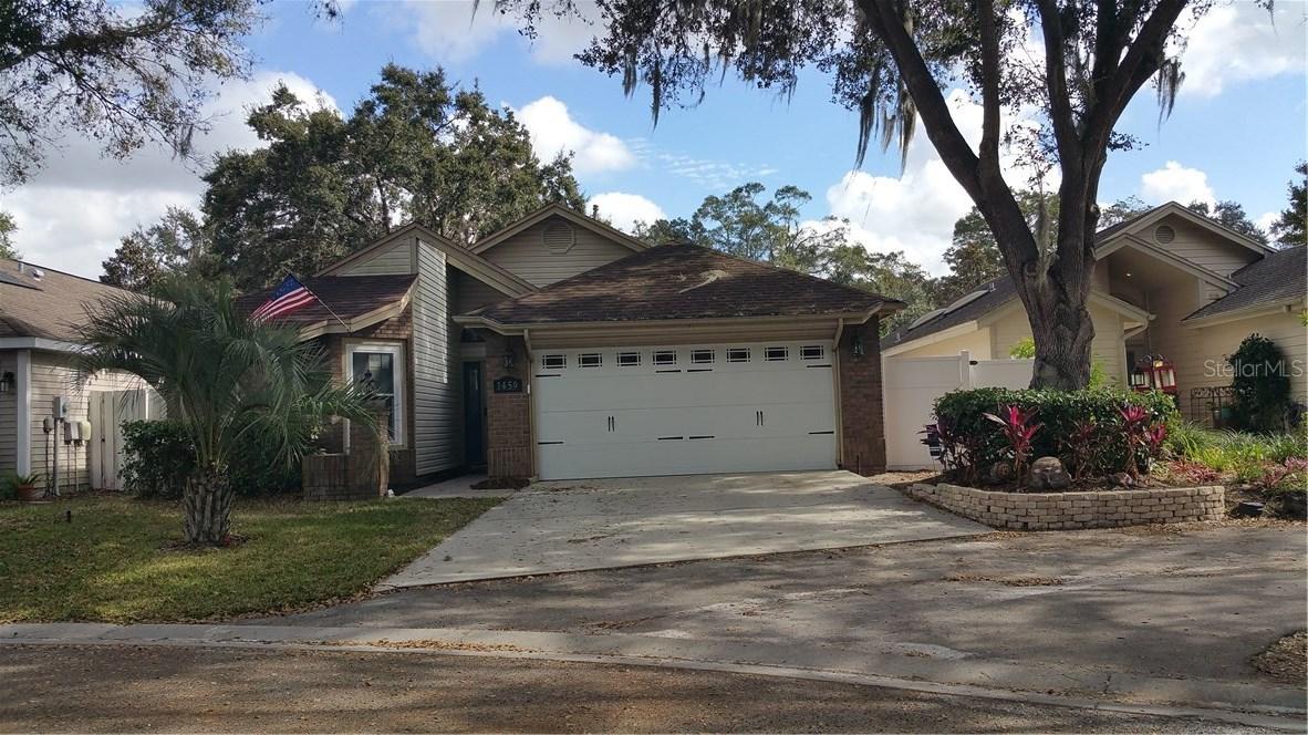 1459 Walden Oaks Pl., Plant City, FL 33563