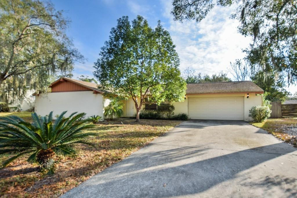 2311 Cherry Ridge Ln., Brandon, FL 33511