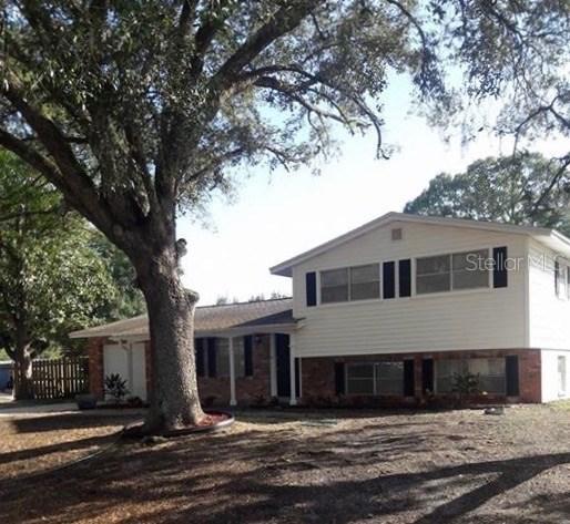 407 Elm Tree Ln., Brandon, FL 33510