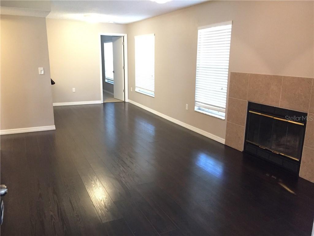 3021 Bonaventure Cir. #101, Palm Harbor, FL 34684