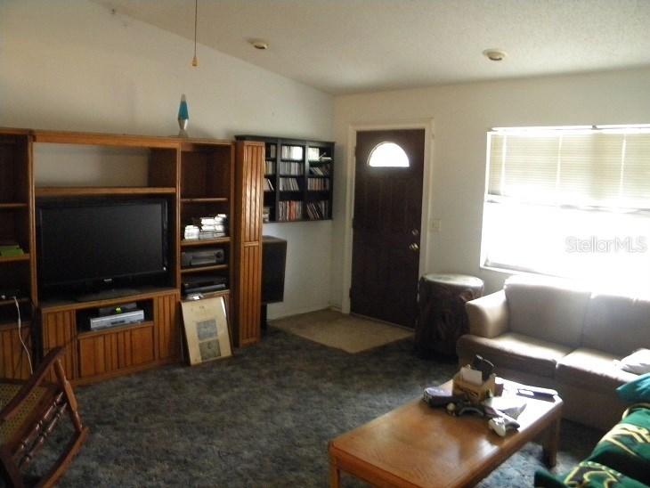 6610 Winding Oak Dr., Tampa, FL 33625