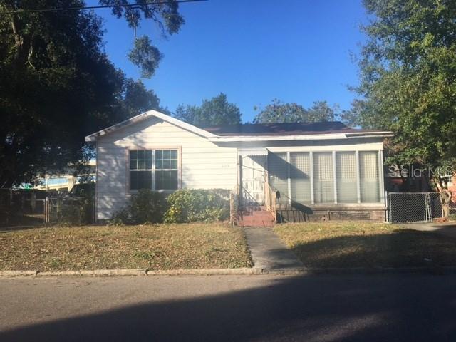 2216 Durham St., Tampa, FL 33605