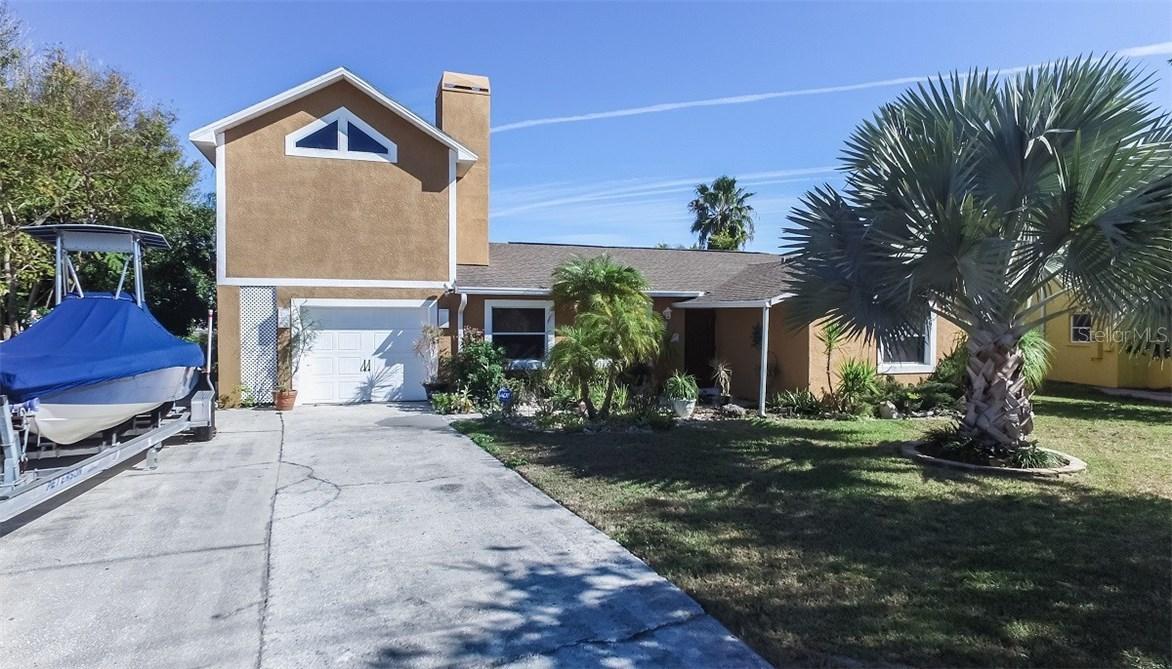 465 Flamingo Dr., Apollo Beach, FL 33572