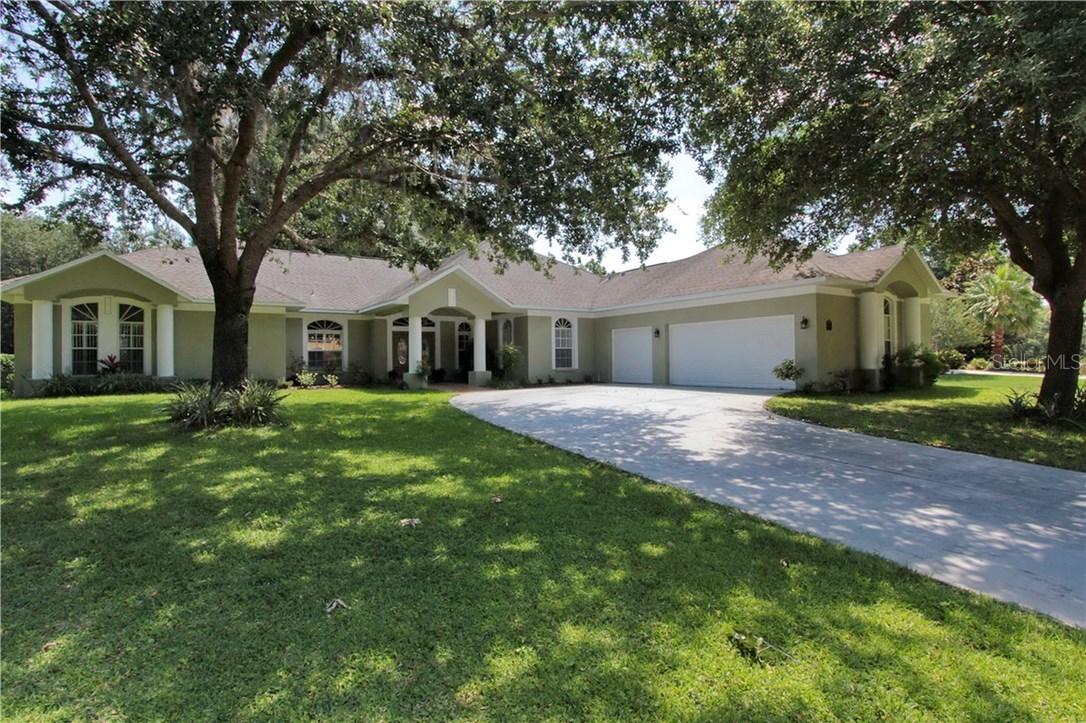 1418 Kensington Woods Dr., Lutz, FL 33549