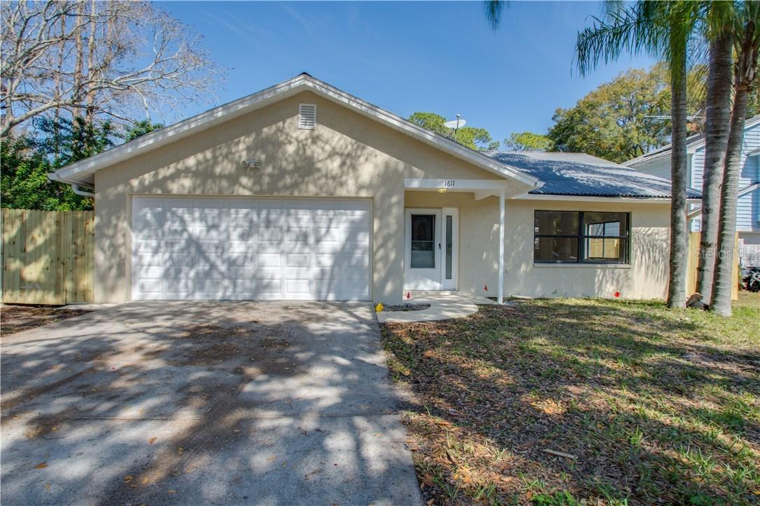 1611 Grandview Dr., Tarpon Springs, FL 34689