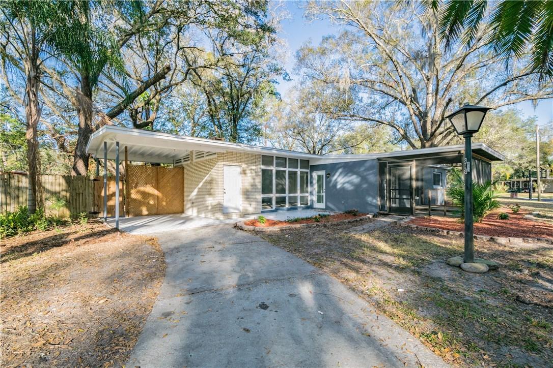 813 Bellemeade Cir., Temple Terrace, FL 33617
