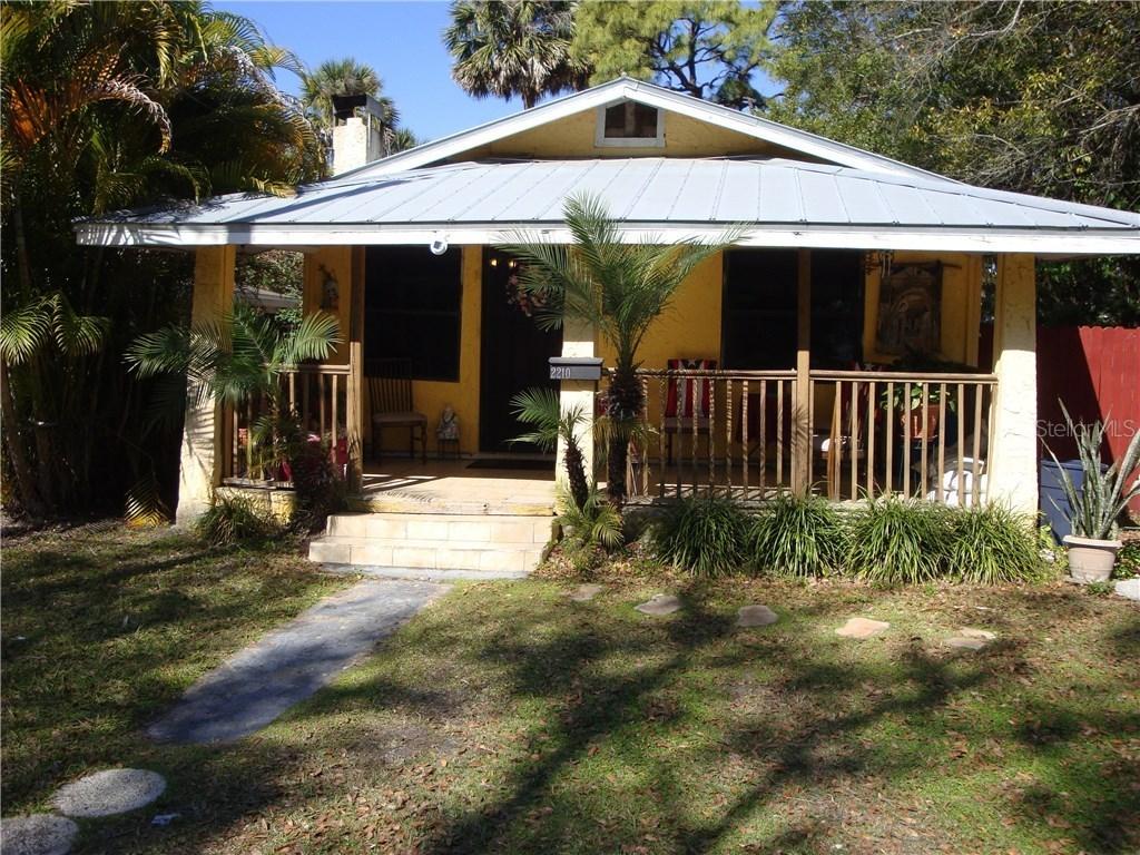 2210 Saxon St., Tampa, FL 33605