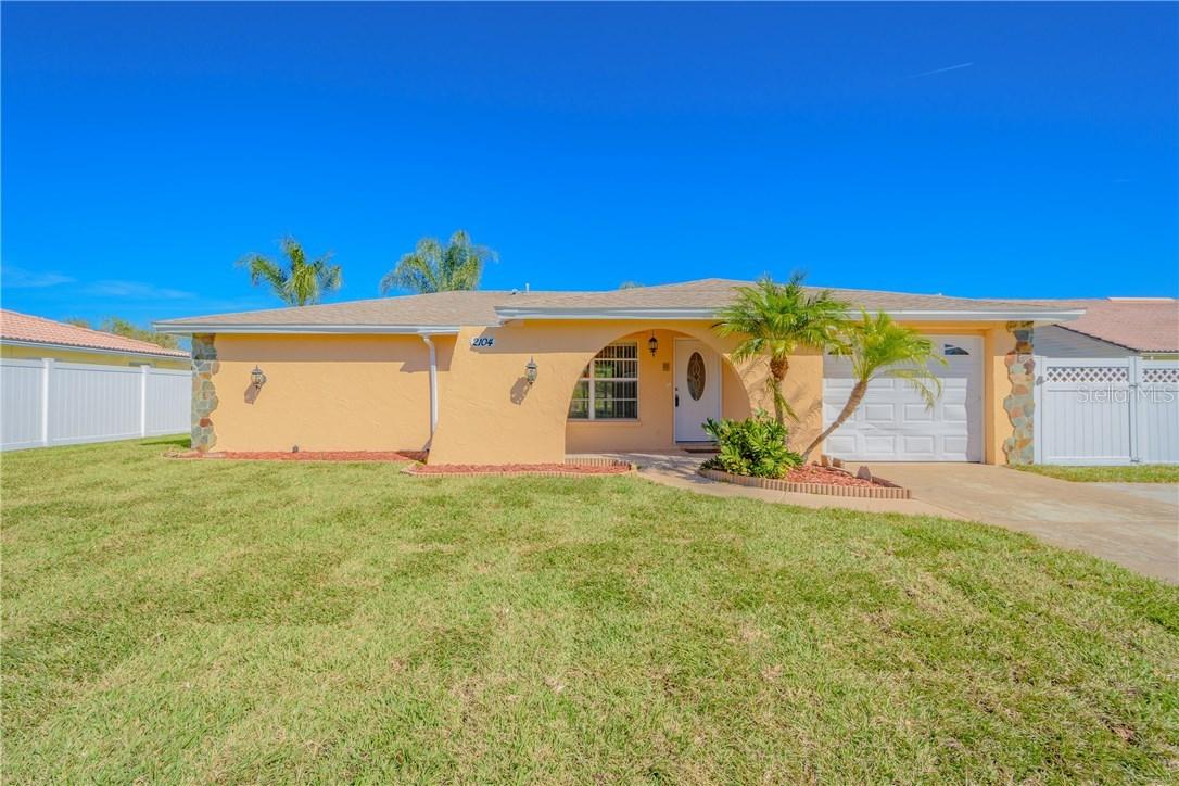 2104 Sugarbush Dr., Holiday, FL 34690