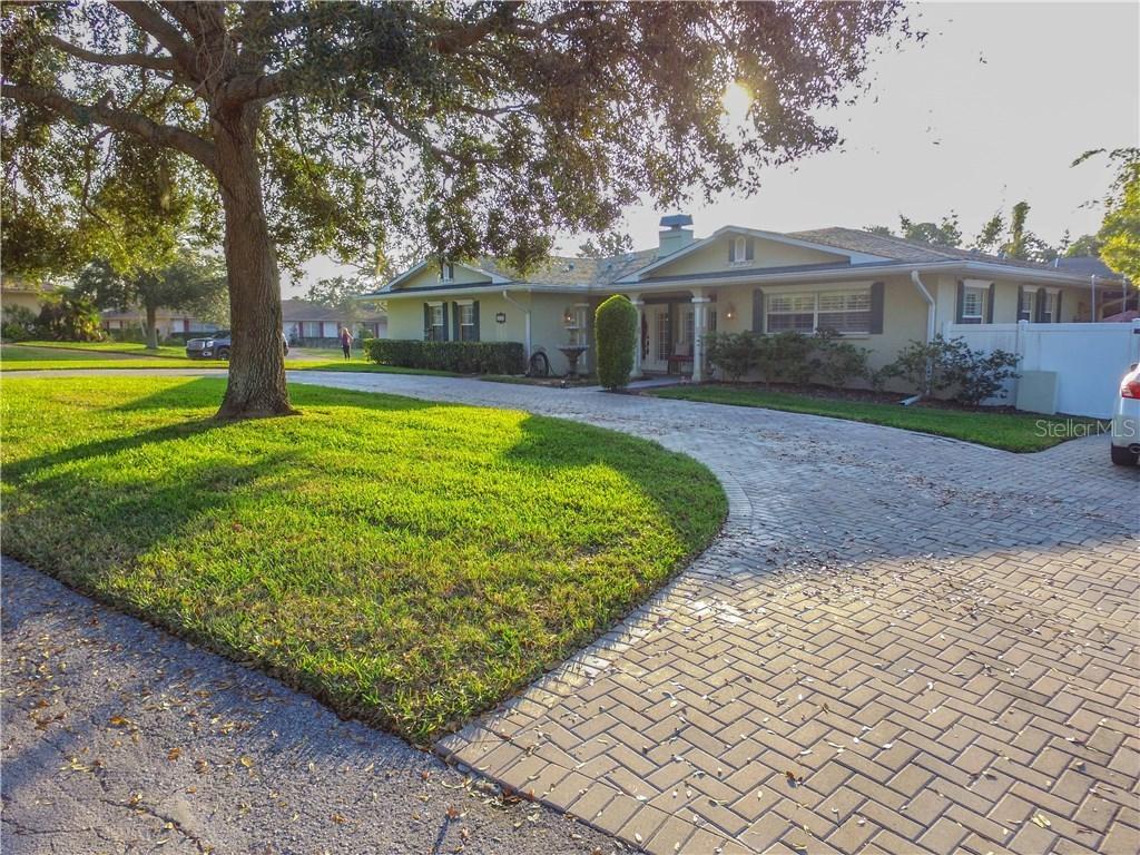 316 Cedar Ln., Largo, FL 33770