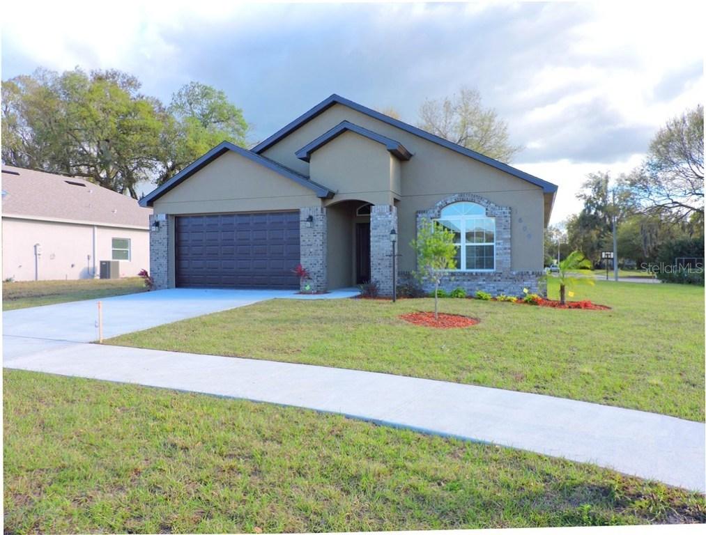 1609 N Johnson St., Plant City, FL 33563