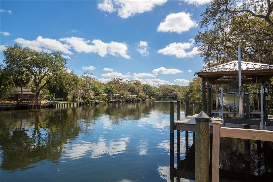 6816 N River Shore Dr., Tampa, FL 33604