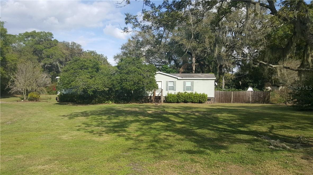 3402 Jerry Smith Rd., Dover, FL 33527
