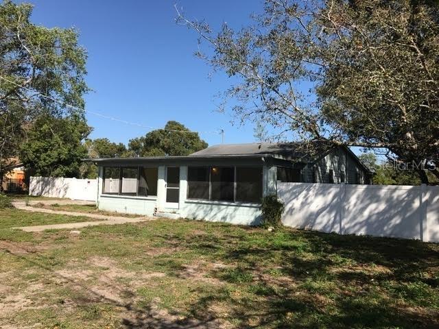 3301 River Cove Dr., Tampa, FL 33614