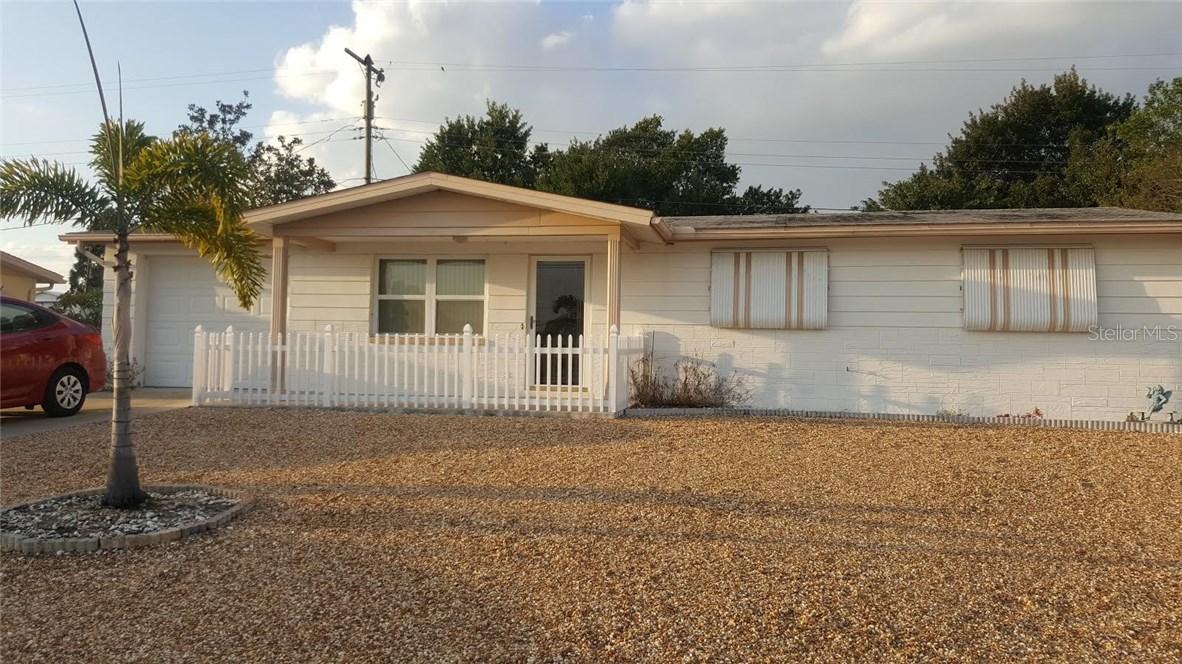 5033 Zodiac Ave., Holiday, FL 34690