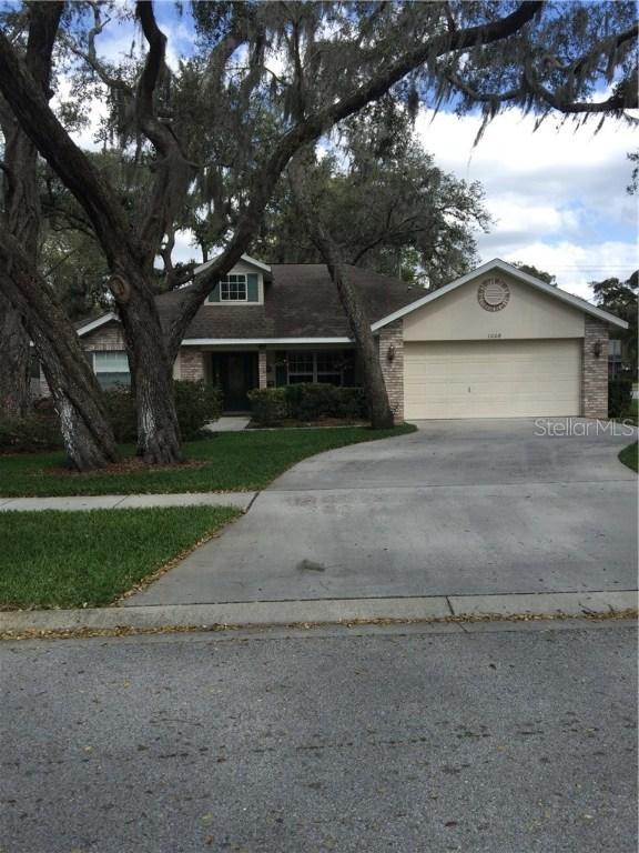 1008 Legends Pass Dr., Valrico, FL 33594