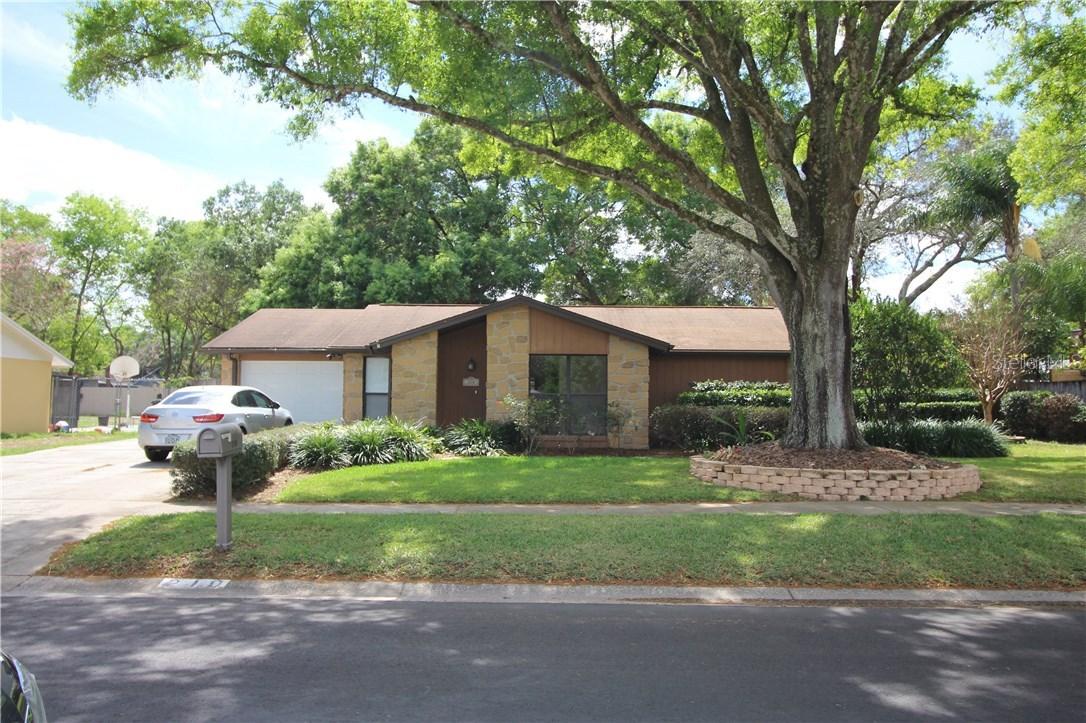 210 Nita Dr., Seffner, FL 33584