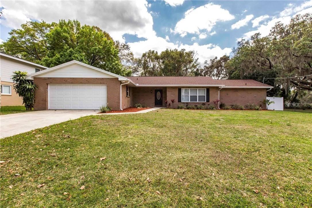 2111 Kennen Dr., Valrico, FL 33594