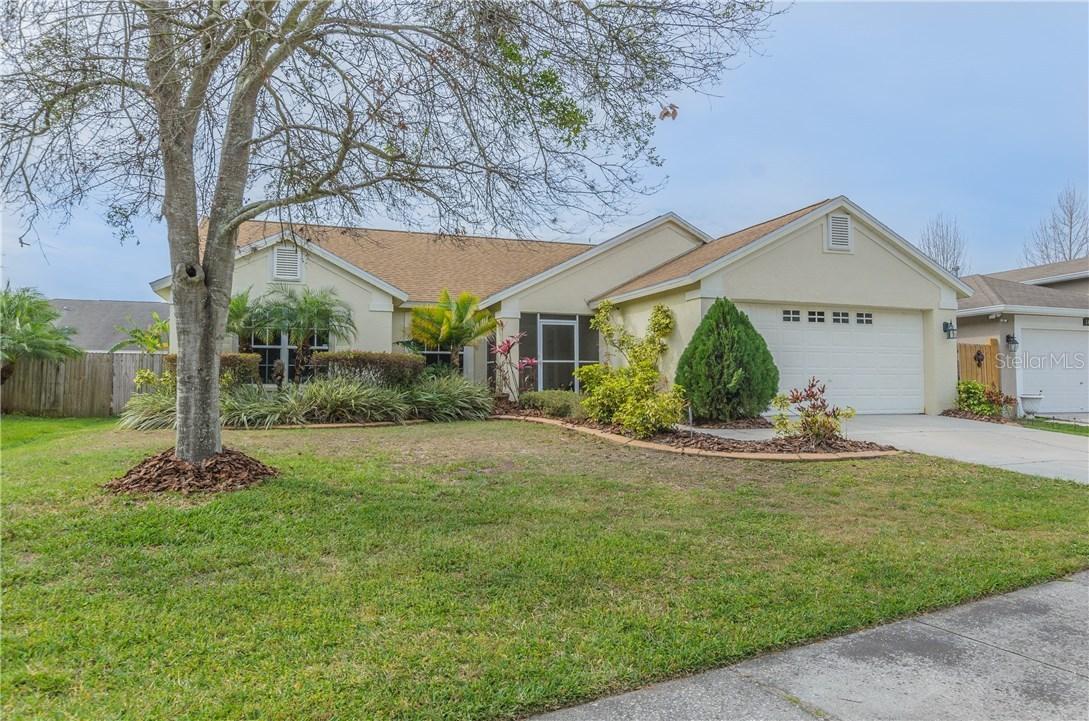 1407 Lakehurst Way, Brandon, FL 33511