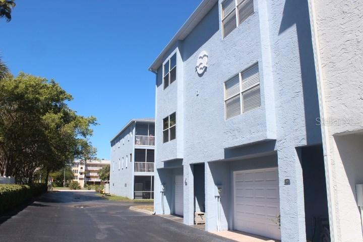 545 Pinellas Bayway South #203, Tierra Verde, FL 33715