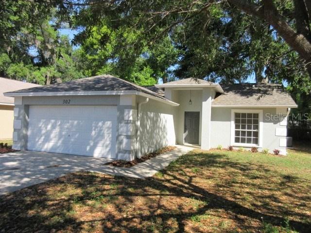 302 Carriage Crossing Cir., Brandon, FL 33510