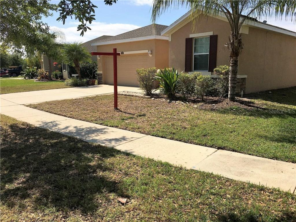 1717 Bonita Bluff Ct., Ruskin, FL 33570