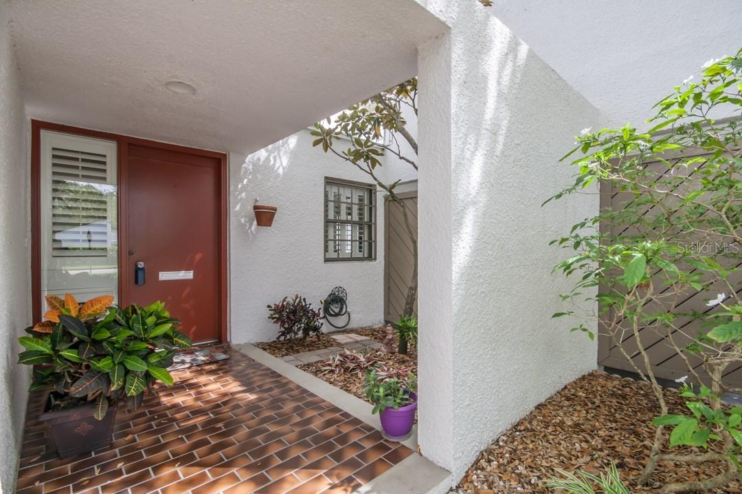 4003 Cypress Ct., Tampa, FL 33618