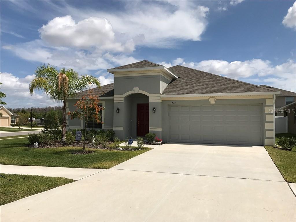 935 Peregrine Hill Pl., Ruskin, FL 33570