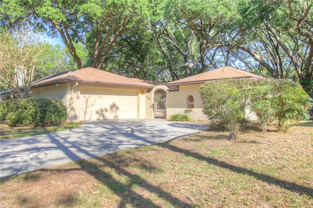 2413 Forrest Crest Cir., Lutz, FL 33549