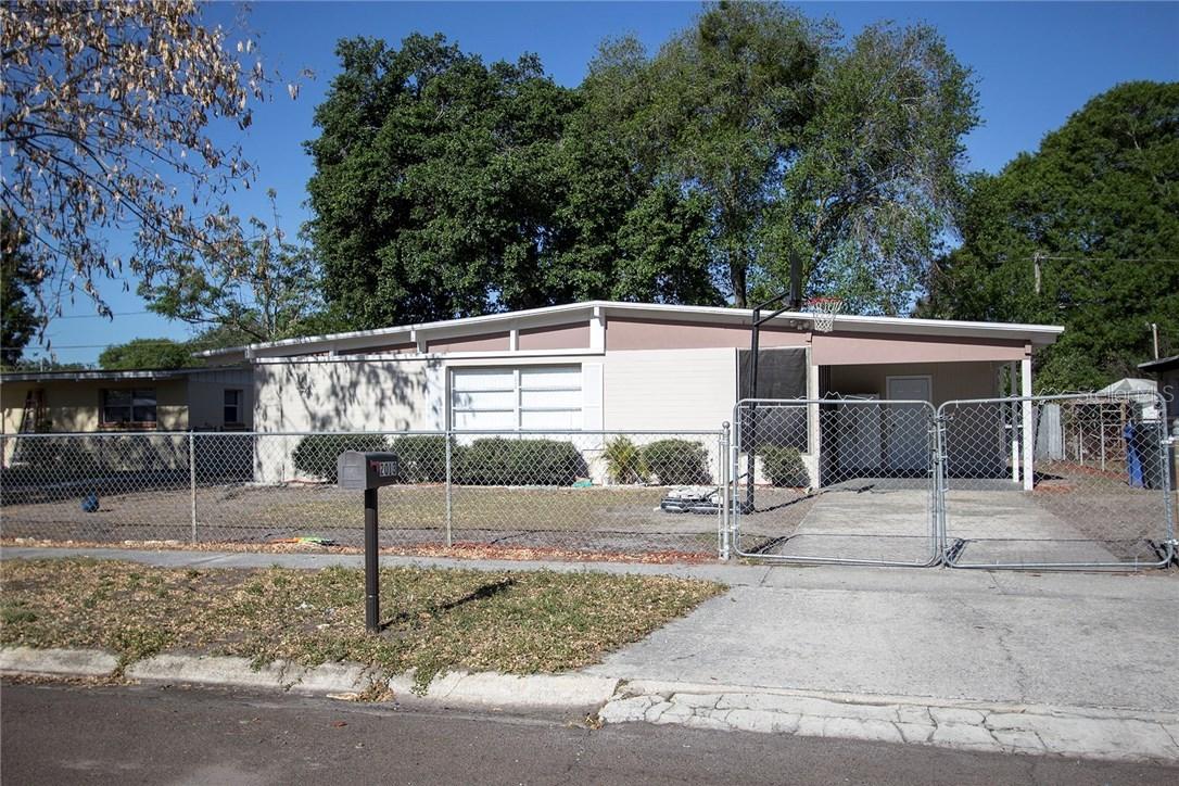 2013 Warrington Way, Tampa, FL 33619