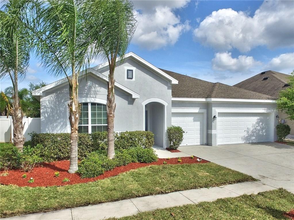 2526 Kenchester Loop, Wesley Chapel, FL 33543