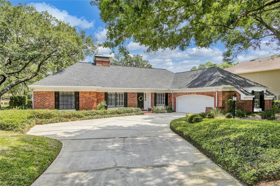 4408 Meadowwood Way, Tampa, FL 33618