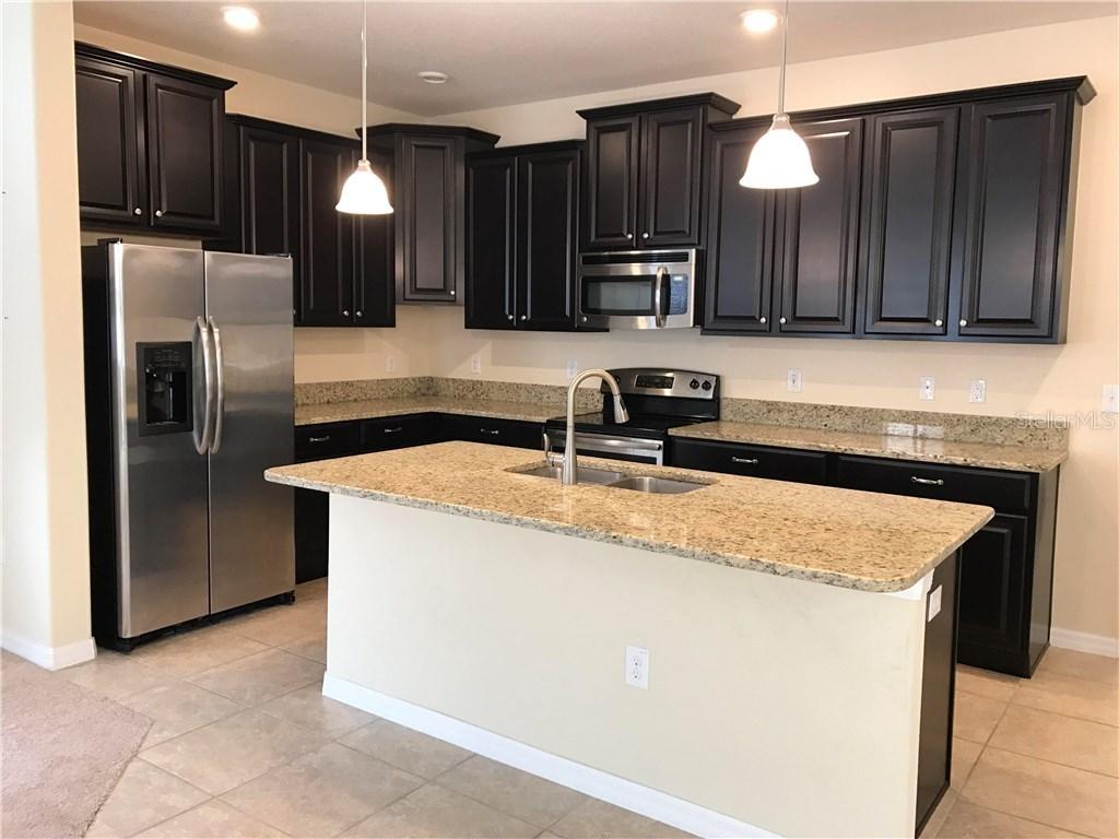 2735 Garden Falls Dr., Brandon, FL 33511