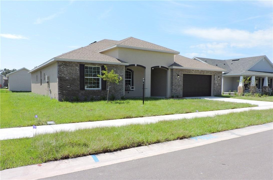 1205 Wild Daisy Dr., Plant City, FL 33563