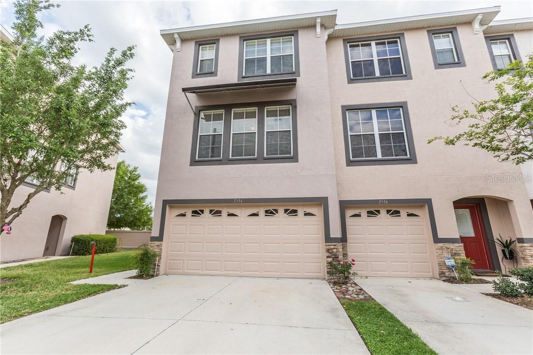 2534 Middleton Grove Dr., Brandon, FL 33511