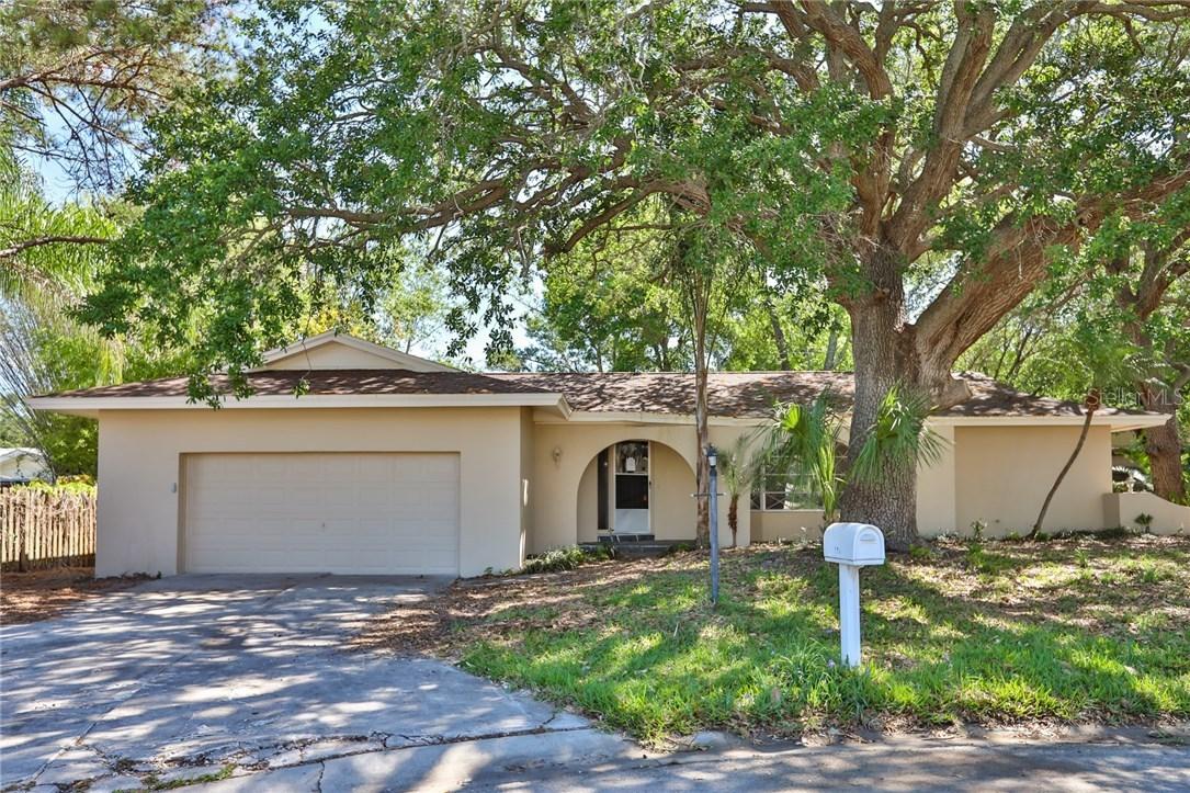 739 Colony Ln., Largo, FL 33770