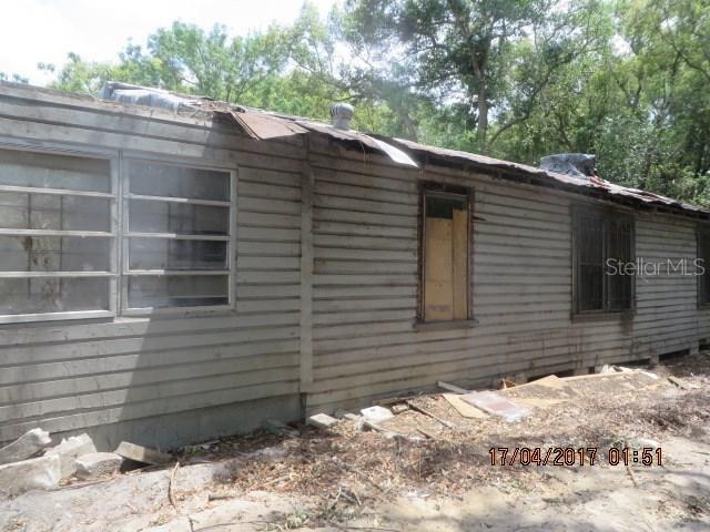 2021 E New Orleans Ave., Tampa, FL 33610