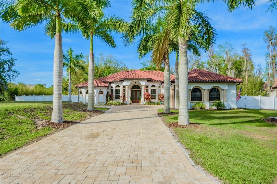 17347 Linda Vista Dr., Lutz, FL 33549