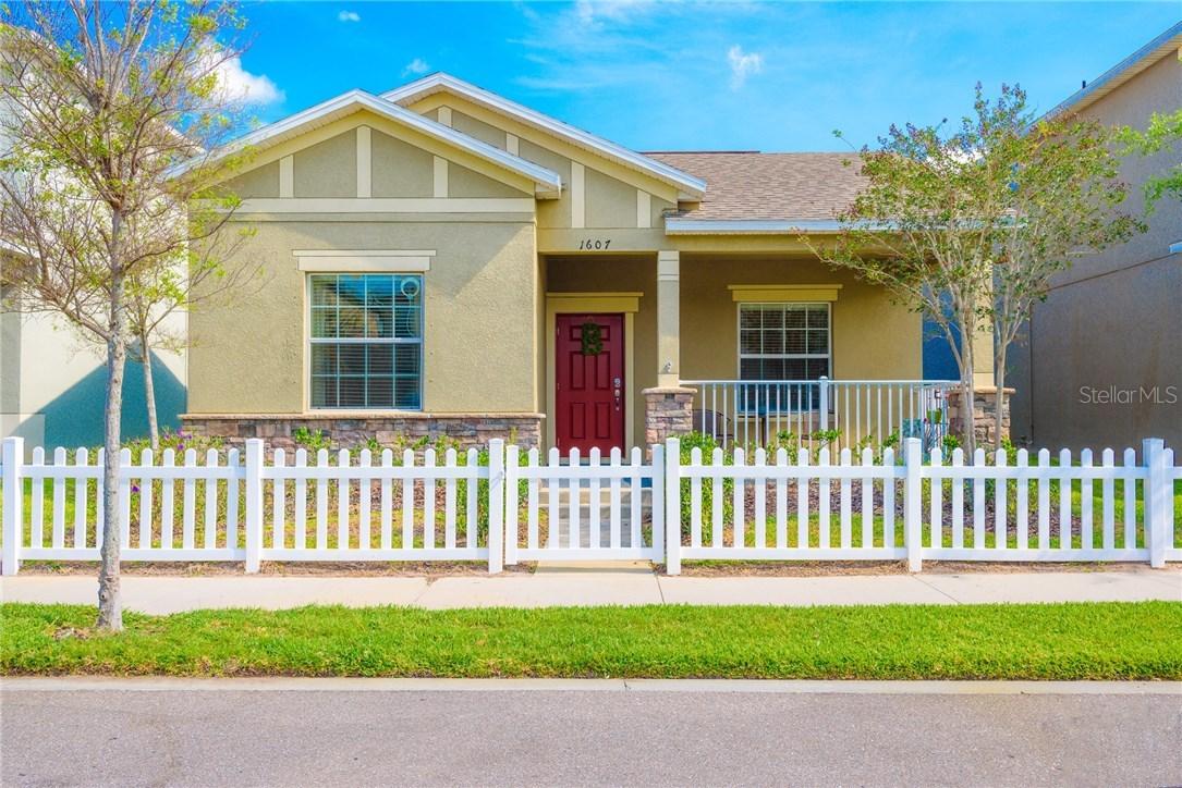1607 Acadia Harbor Pl., Brandon, FL 33511