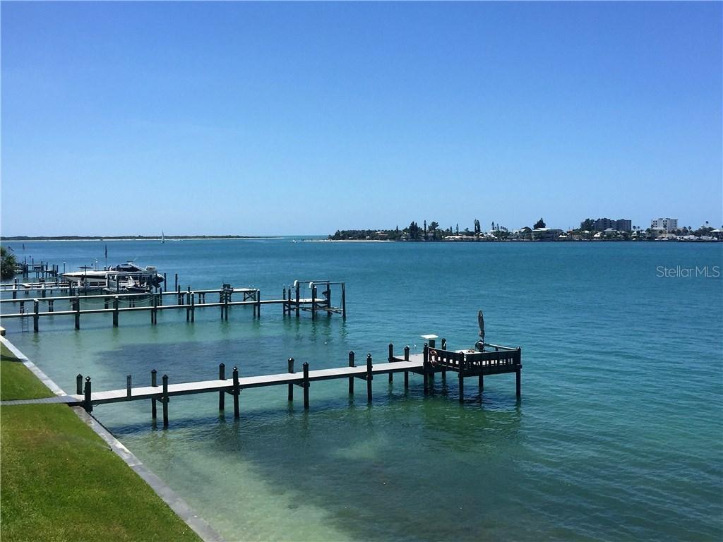 370 8th Ave. #4, Tierra Verde, FL 33715