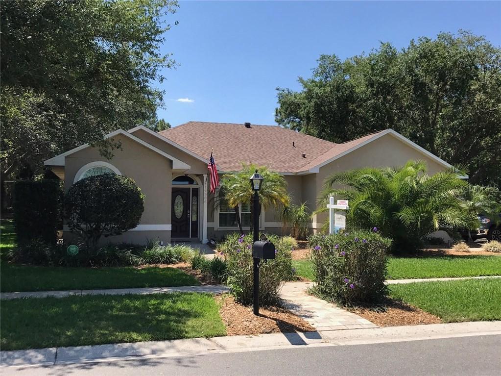 19506 Coachlight Way, Lutz, FL 33549