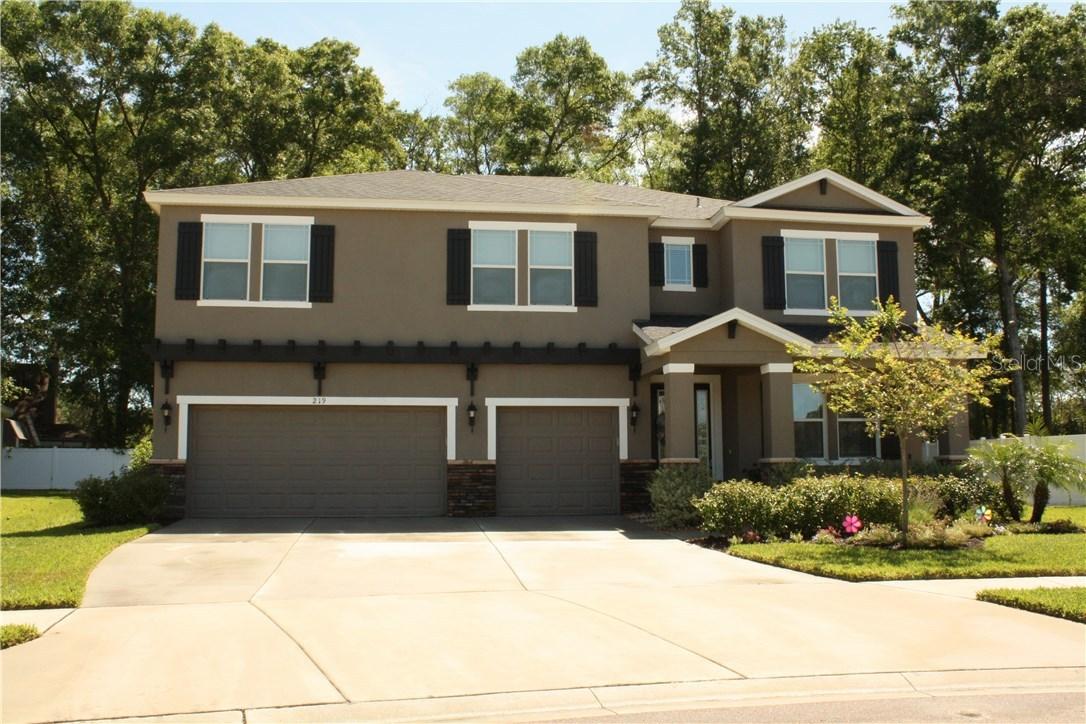 219 Parsons Woods Dr., Seffner, FL 33584